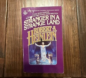 Stranger in a Strange Land Robert A Heinlein Paperback PB 1984 Edition - Imagen 1 de 4