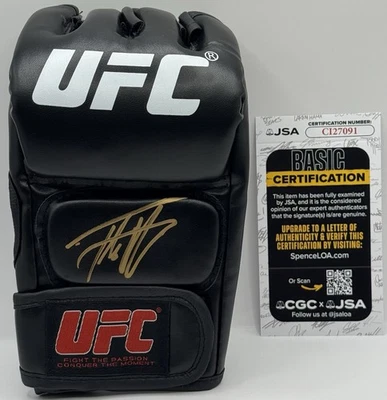 Guante de Lucha UFC Firmado Tito Ortiz Certificado de Autenticidad Campeón JSA  Foto 1 de 2
