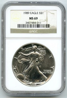 1989 American Eagle 1 Oncia Argento Dollaro NGC MS69 Certificato Lingotto - P595 - Immagine 1 di 2