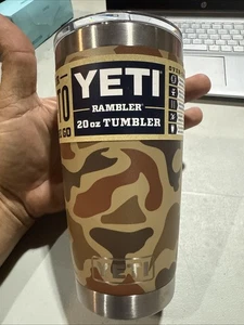 NUEVO YETI Rambler 20 OZ Vaso Bronceado Humedales Camuflaje Aislado RARO Taza de Café - Imagen 1 de 5