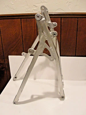 AC Racing Silver Subframe  Foto 1 de 4