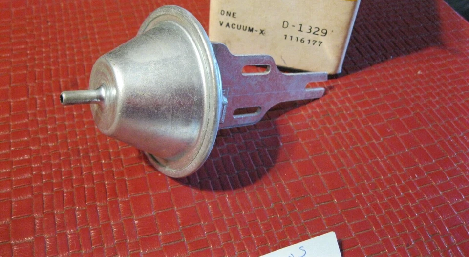 Chevrolet Corvair 1960-1967 6 Distribuidor Cámara de Vacío, Transmisión Automática Nuevo de Lote Antiguo Foto 1 de 2