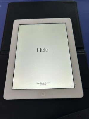 A1458 iPad 4 Locked. 9.7” White Bezel Retina Display Bundle With Incase - Image 1 of 4