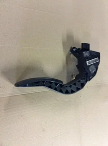 Renault Trafic SL29 DCI 1598cc 2016 pedal acelerador 180020024R - Imagen 1 de 11