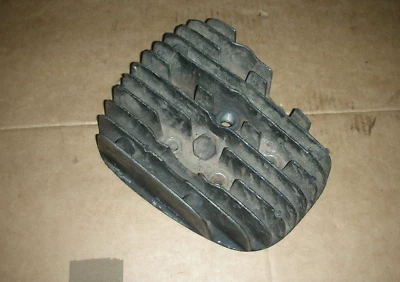 Suzuki TS250 1970 culata TS 250 Foto 1 de 3