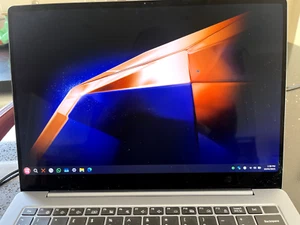 Samsung Galaxy Book4 Pro 14" Touch Laptop Core Ultra 7 16GB RAM 512GB SSD - Picture 1 of 5