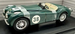 Ertl 1/18 Scale Diecast 33629 - Jaguar XK120 1948 #38 - Racing Green - Picture 1 of 5