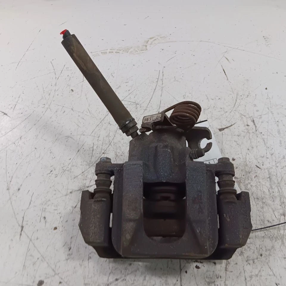 Pinza de freno trasera derecha pasajero SE 17" ruedas para Ford Flex 10-19  Foto 1 de 4