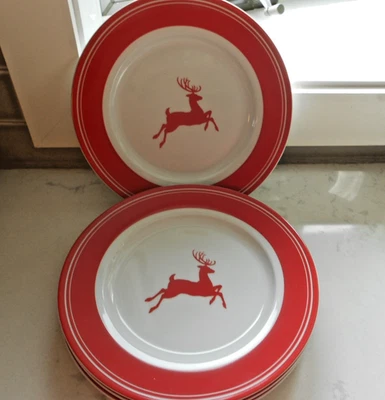 4 Platos de Cena Cordon Azul Rojo/Blanco Navidad Reno Ciervo Foto 1 de 2