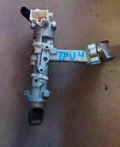 1996-2002 Toyota 4Runner Limited Ignition Switch Cylinder Lock 1 x Key OEM - Picture 1 of 2