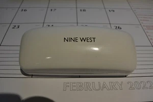 NINE WEST -NEW - AUTHENTIC -  HARD WHITE CLAMSHELL EYEGLASSES CASE - Picture 1 of 2