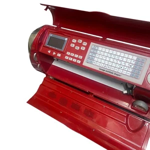 CRICUT CAKE -Electronic Cake Decorating Cutting Machine -Red CCA001 + Cartridges - Picture 1 of 3