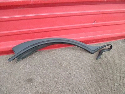 LEXUS RX 350 CONJUNTO PROTECTOR INFERIOR PUERTA TRASERA OEM 2010 2011 2012 2013 2014 2015 Foto 1 de 4