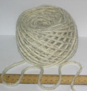 100g 100% pure British undyed Swaledale Thick Chunky knitting wool Cream Grey - Picture 1 of 3