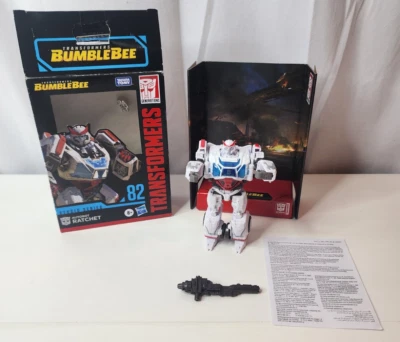 Transformers Studio 82 Deluxe Bumblebee Autobot Ratchet 4.5" Action Figure used - Image 1 of 4