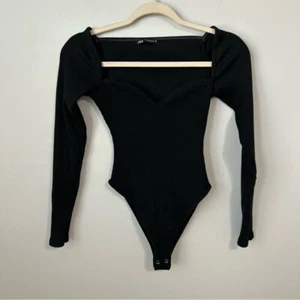 Body Zara Negro Acanalado Manga Larga Escote Corazón Mujer’s Talla Mediana - Imagen 1 de 6
