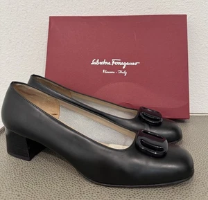 Ferragamo schwarz gebraucht 8.5B Leder Blockabsatz Schnalle vorne Schuhe - Bild 1 von 19