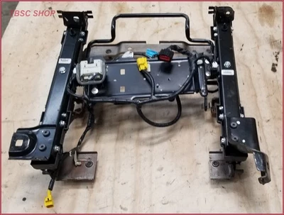 2006 2007 2008 Ford Fusion Milan RH Passenger Seat Track Manual Base - Image 1 of 4