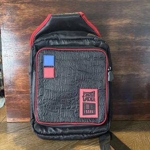 Bolso Bandolera Darth Vader Parques Disney Star Wars Nuevo WO Etiquetas Adulto/Unisex - Imagen 1 de 5