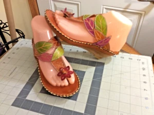 Spring Step Women's Carolyn Floral Flower Detail Sandal Sz 38 US 7.5/8 - Picture 1 of 18