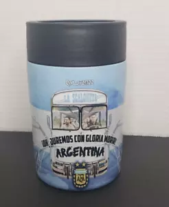 Argentinien National Fußball Club Fußball Katar 2022 Metalldosenhalter Koozie NEU - Bild 1 von 12