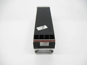Collins VHF COMM Transceiver - Model: VHF-22C - PN: 822-1113-001 - Picture 1 of 7