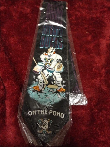 Rare VINTAGE ANAHEIM MIGHTY DUCKS NECK TIE.  COLLECTORS EDITION. DISNEYLAND ITEM Cover