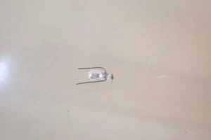 TRIANG S5099 R57 R257 REPLACEMENT LIGHT BULB for DIESEL & ELECTRIC LOCOMOTIVE om - Picture 1 of 2