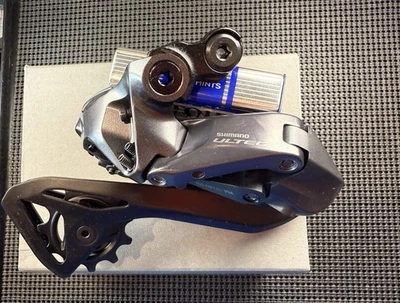 Câmbio traseiro Shimano Ultegra R8100 RD-R8150 2x12 velocidades - Imagem 1 de 4