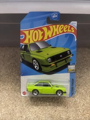 Hot Wheels Ford Escort RS2000 23/250 Factory Fresh 1/10 NEW - Image 1 of 3