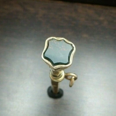 Stunning Antique 1860s European Gold & Bloodstone Pocket Watch Winding Key Fob - Image 1 of 4