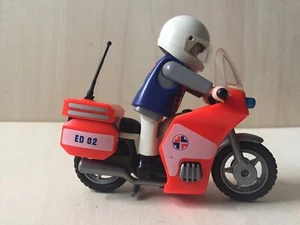 Playmobil 3924 Notarzt mit Motorrad mit gebraucht - Bild 1 von 8