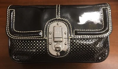 BOLSA CLUTCH RAFÈ PRETA COURO ENVERNIZADO - Imagem 1 de 4