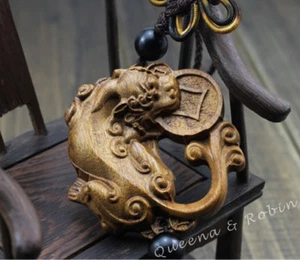 Rose Wood Carving Chinese Pixiu Pi Yao Coin Foo Dog Statue Car Pendant Sculpture - Picture 1 of 8
