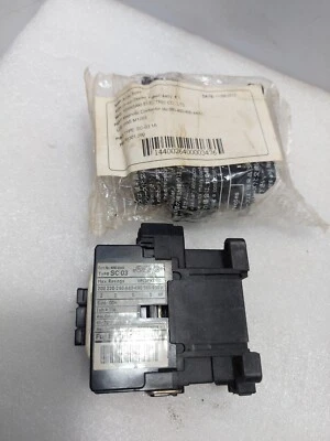 Contattore Magnetico Fuji Electric SC-03 AC380-400/400-440V - Immagine 1 di 4