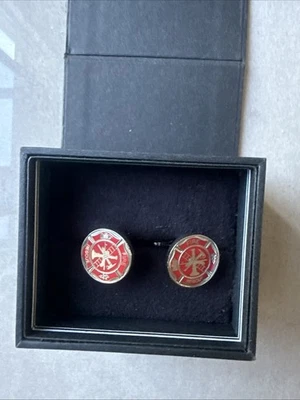 Gemelos de bombero Foto 1 de 2