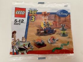 Lego 30072 ~Pixar Toy Story 3 ~ WOODYS CAMP OUT ~ Promo Pack BNIP