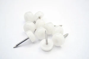 Clavos deslizantes 12 mm blanco golpear pasadores silla de mesa deslizamiento protección de piso contra arañazos - Imagen 1 de 3