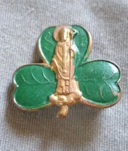 Vintage Religious Three Leaf Shamrock Saint Patrick Brooch. - Picture 1 of 12