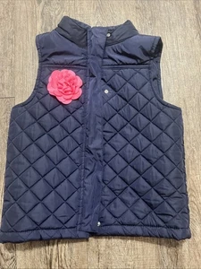 Chaleco acolchado OshKosh B’gosh niñas 10 azul marino con cremalleras y broches de presión de flores de tela rosa - Imagen 1 de 7