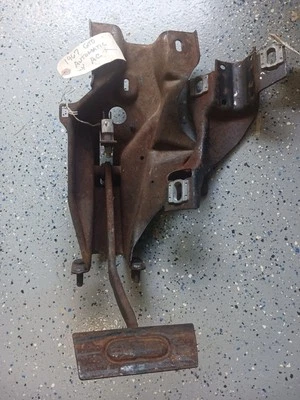 Pontiac GTO 1967 Lemans Tempest original GM transmisión automática pedal y suspensión con aire acondicionado Foto 1 de 4