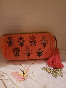 ANTHROPOLOGIE EMBROIDERED ZIPPERED CLUTCH MAKEUP COSMETIC CASE BAG - Picture 1 of 13