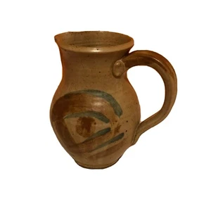 Handgefertigter Keramikkrug von Bill Heyduck 1997 signiert Erdtöne, Augendesign - Bild 1 von 7