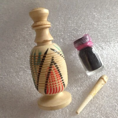 Delineador de ojos natural negro Khol en polvo marroquí maquillaje vegano 6 g y botella Kohl Foto 1 de 4