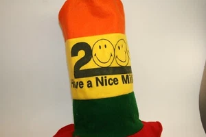De colección "Have a Nice Millennium" Año 2.000 Y2K Alto Arco Iris Sombrero Disfraz Retro - Imagen 1 de 6