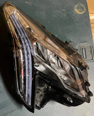 Faro HID con LED completo derecho adecuado para Cadillac XTS 2018-20 84469440 GM2503480 OEM Foto 1 de 4