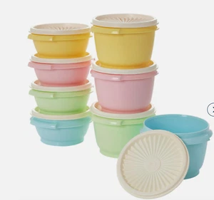 Tupperware Servalierschalen 8er Set Pastellfarben mit weißen Dichtungen 4x10oz/4x20oz Neu - Bild 1 von 10
