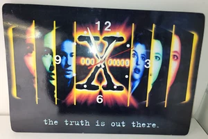 The X-Files Vinyl Record Wall Clock "The Truth Is Out There" Decor - Picture 1 of 7