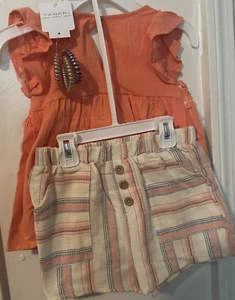 Girl clothing set. (sleeveless tank top ,striped pattern shorts and headpiece) - Picture 1 of 2