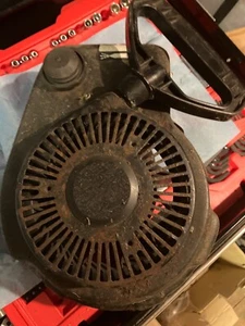 toro 521 Tecumseh Engine cover, Recoil, snowblower - Picture 1 of 2